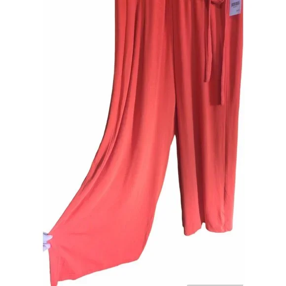 Charlotte Russe Large Womens Jumpsuit Wide Leg Plunge V-Neck NEW - Picture 6 of 8